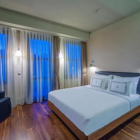 The Haze Karakoey 4* Istanbul