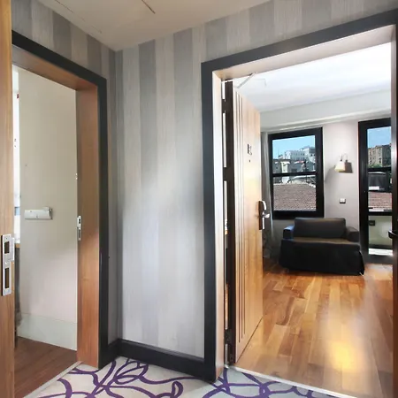 Hotel The Haze Karakoey